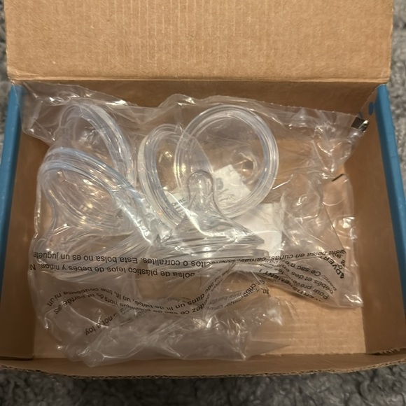 Dr. Brown’s Natural Flow Level 4 Wide-Neck Baby Bottle Nipple Fast Flow 9m+ - Picture 6 of 10